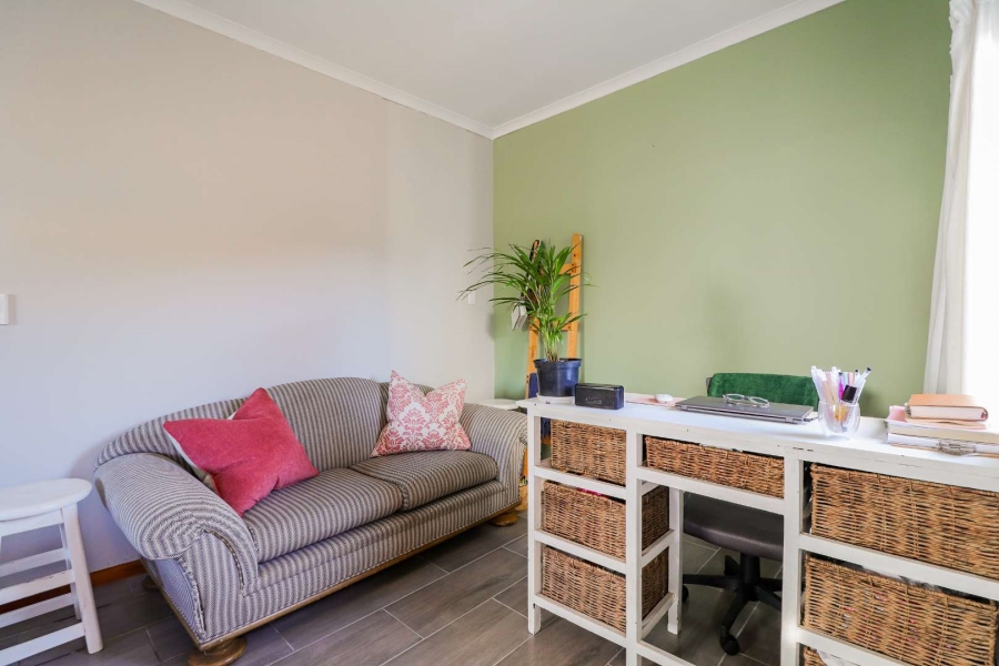 4 Bedroom Property for Sale in Hartenbos Central Western Cape